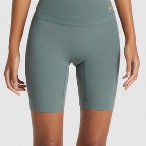 Gymshark x Whitney Simmons V3 Eucalyptus in Size XS